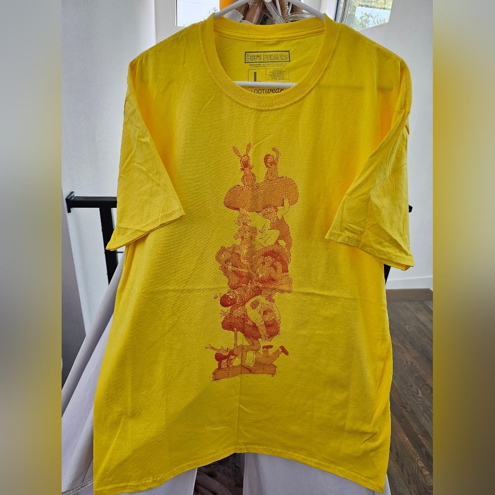 New Bob's Burgers Mens Large Tshirt